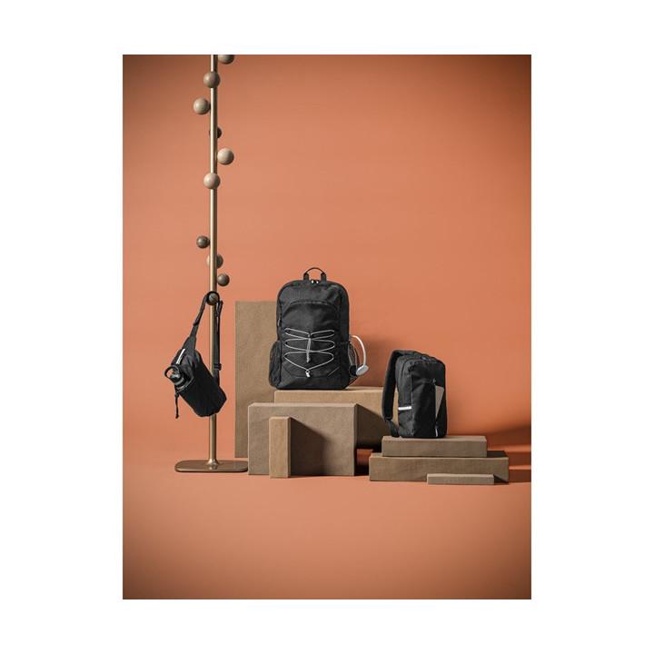 DELFOS POUCH. Bolsa de cintura em poliéster reciclado 300D e poliéster reciclado 600D com elementos refletores