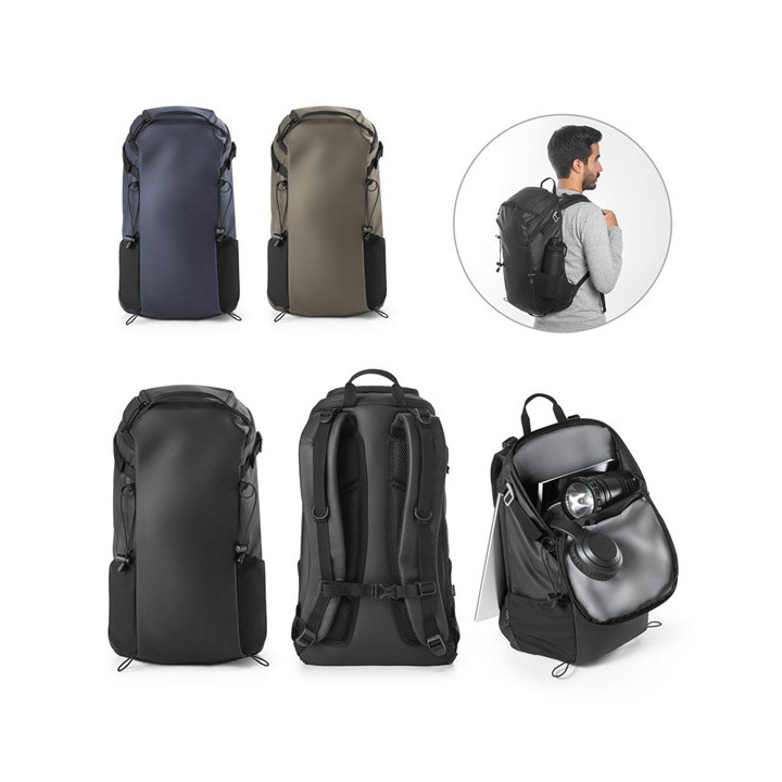 ALASCA. Mochila Hiking com revestimento à prova de água