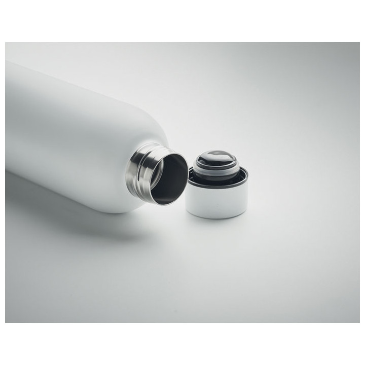 Garrafa de aço inox reciclado