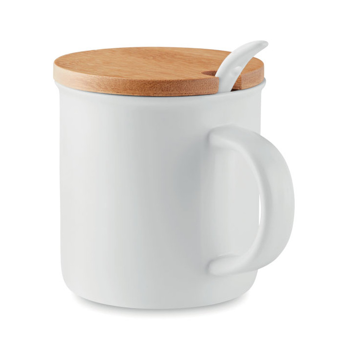 Caneca de porcelana com colher